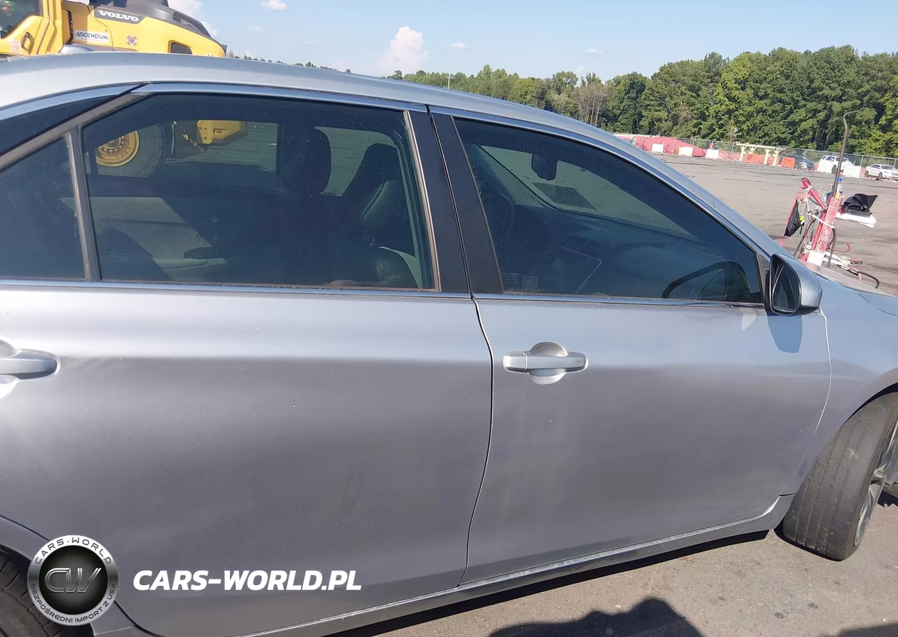 2016 Toyota Camry Xse VIN:4T1BF1FK5GU595688 - 13