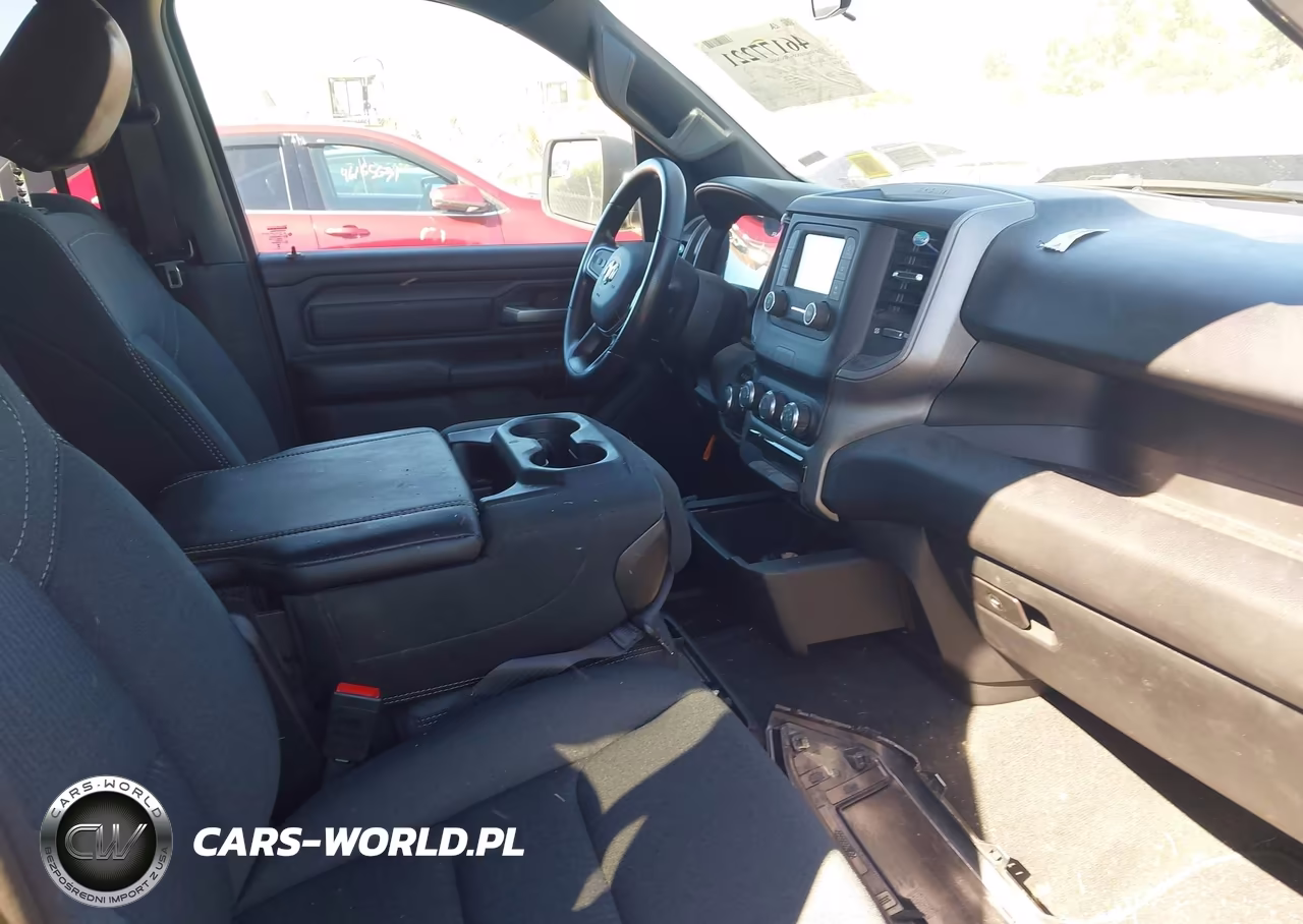 2024 Ram 1500 Tradesman 4X4 6'4 Box VIN:1C6SRFCTXRN133007 - 5