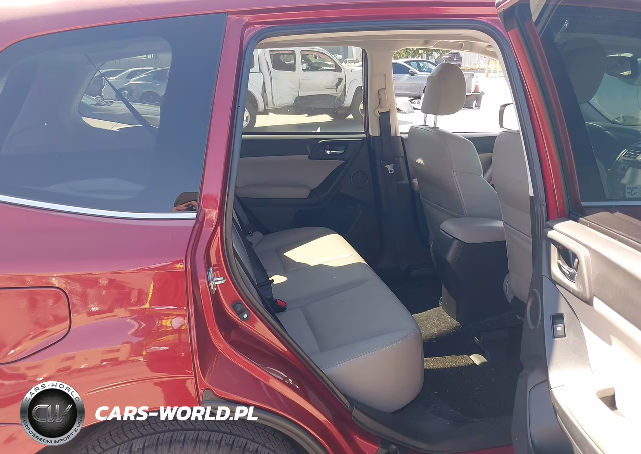 2015 Subaru Forester 2.5I Touring VIN:JF2SJAWC1FH420424 - 8