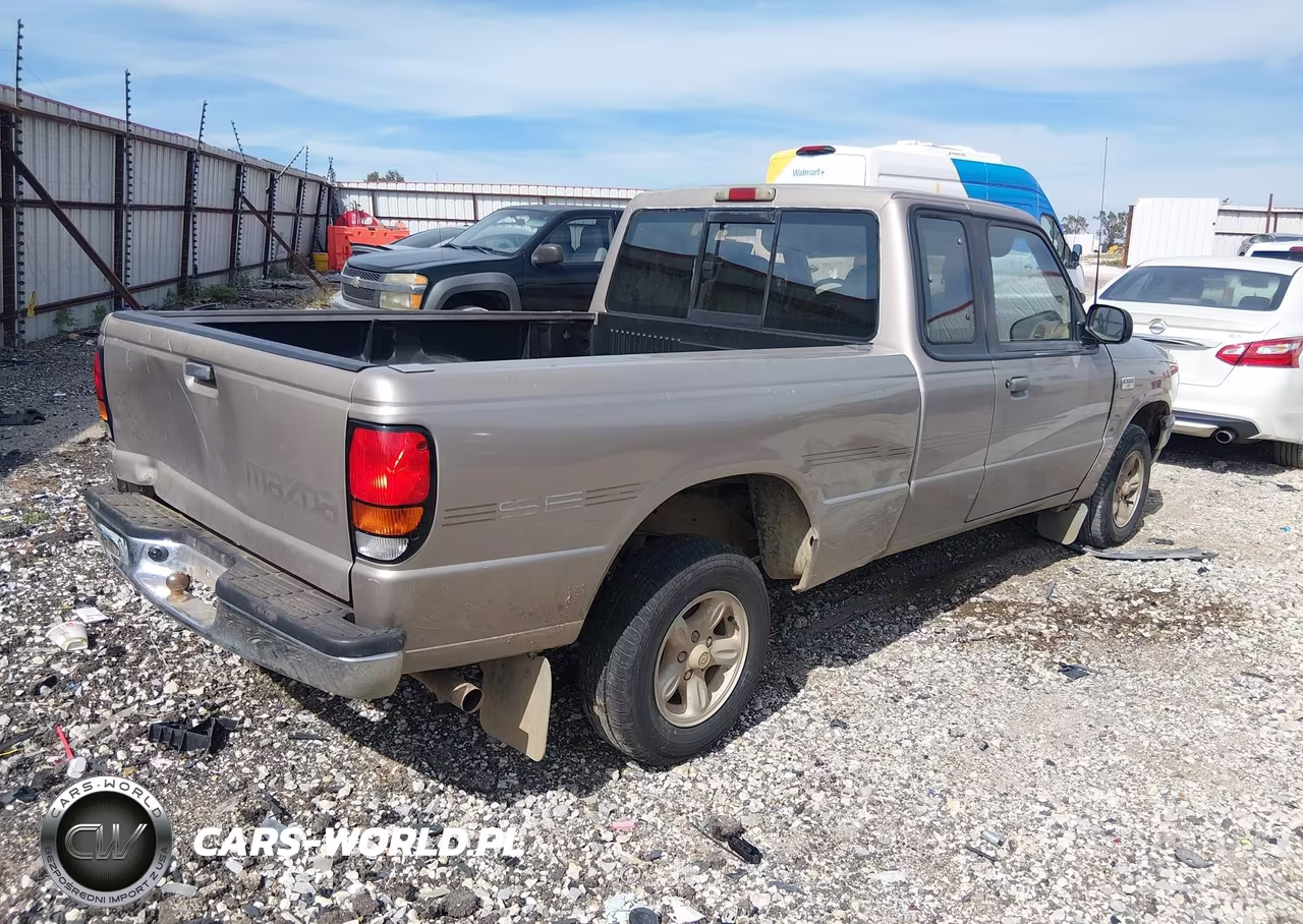1996 Mazda B3000 Cab Plus VIN:4F4CR16U2TTM12272 - 4