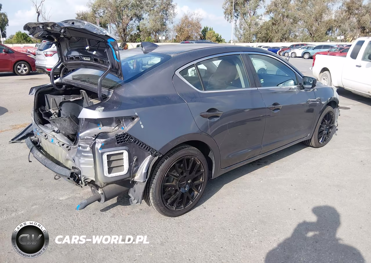 2018 Acura Ilx Acurawatch Plus Package VIN:19UDE2F32JA008212 - 4