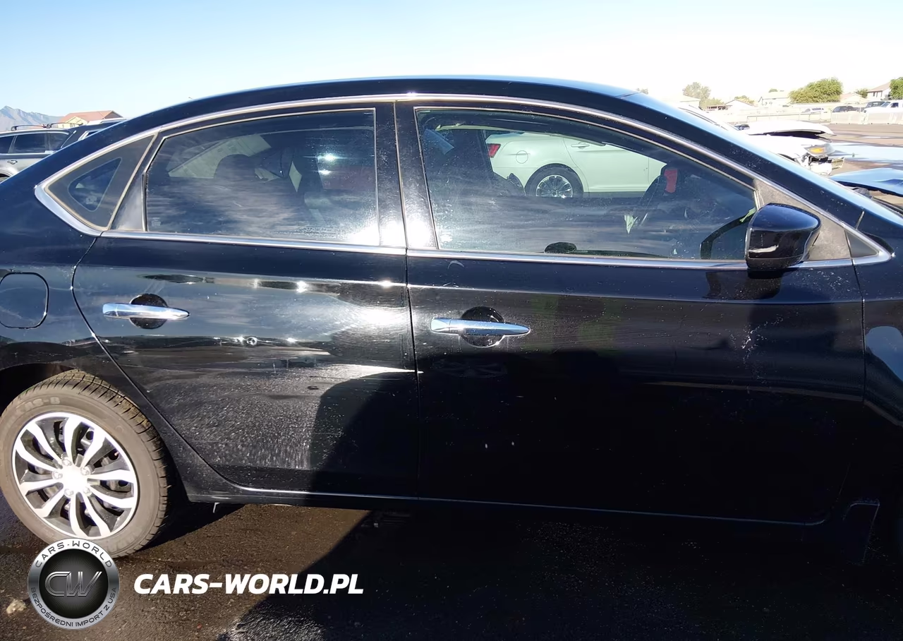 2018 Nissan Sentra S VIN:3N1AB7AP0JY338219 - 14