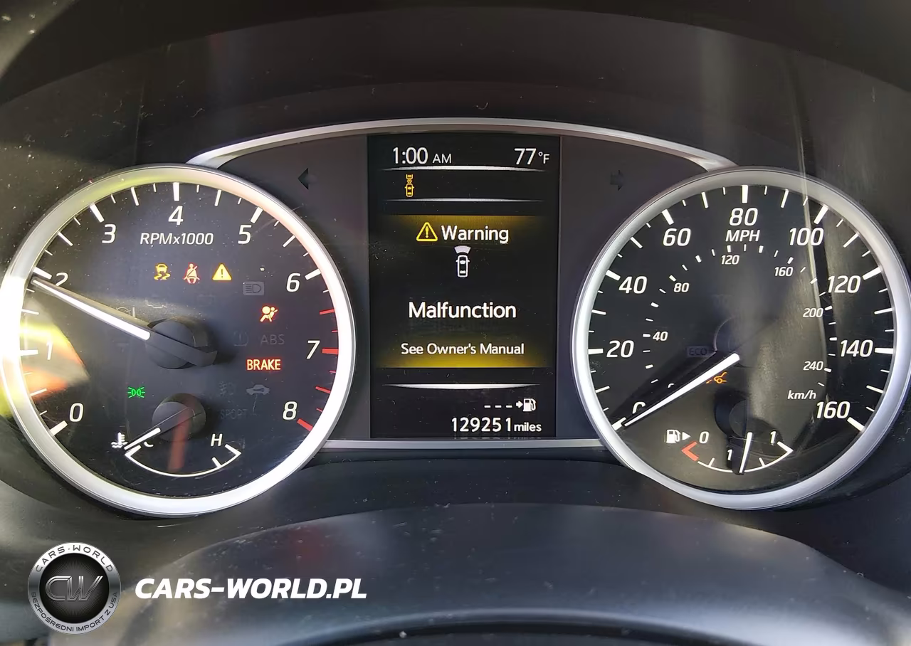 2018 Nissan Sentra S VIN:3N1AB7AP0JY338219 - 7
