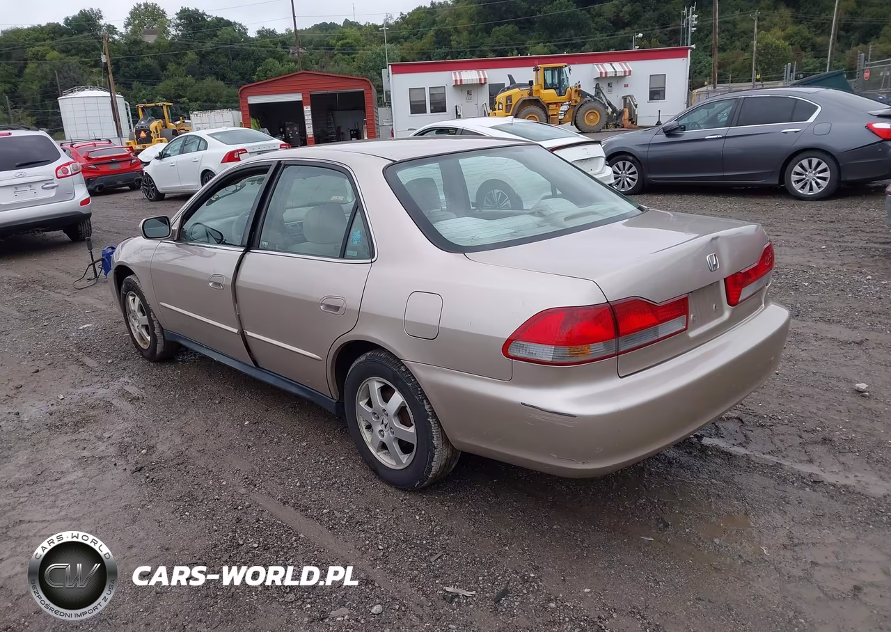 2001 Honda Accord 2.3 Lx VIN:1HGCG66741A072168 - 3