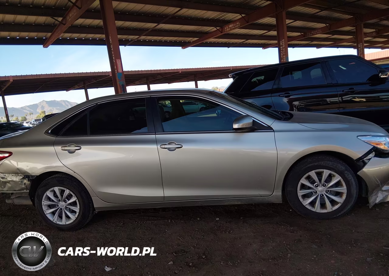 2016 Toyota Camry Le VIN:4T4BF1FK8GR568653 - 14