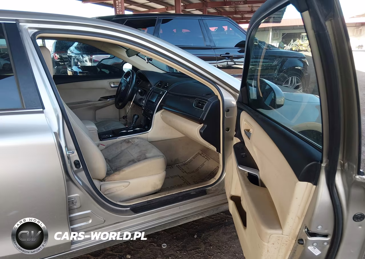 2016 Toyota Camry Le VIN:4T4BF1FK8GR568653 - 5