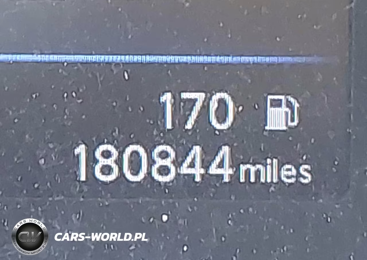 2018 Nissan Rogue S VIN:KNMAT2MV7JP571054 - 15