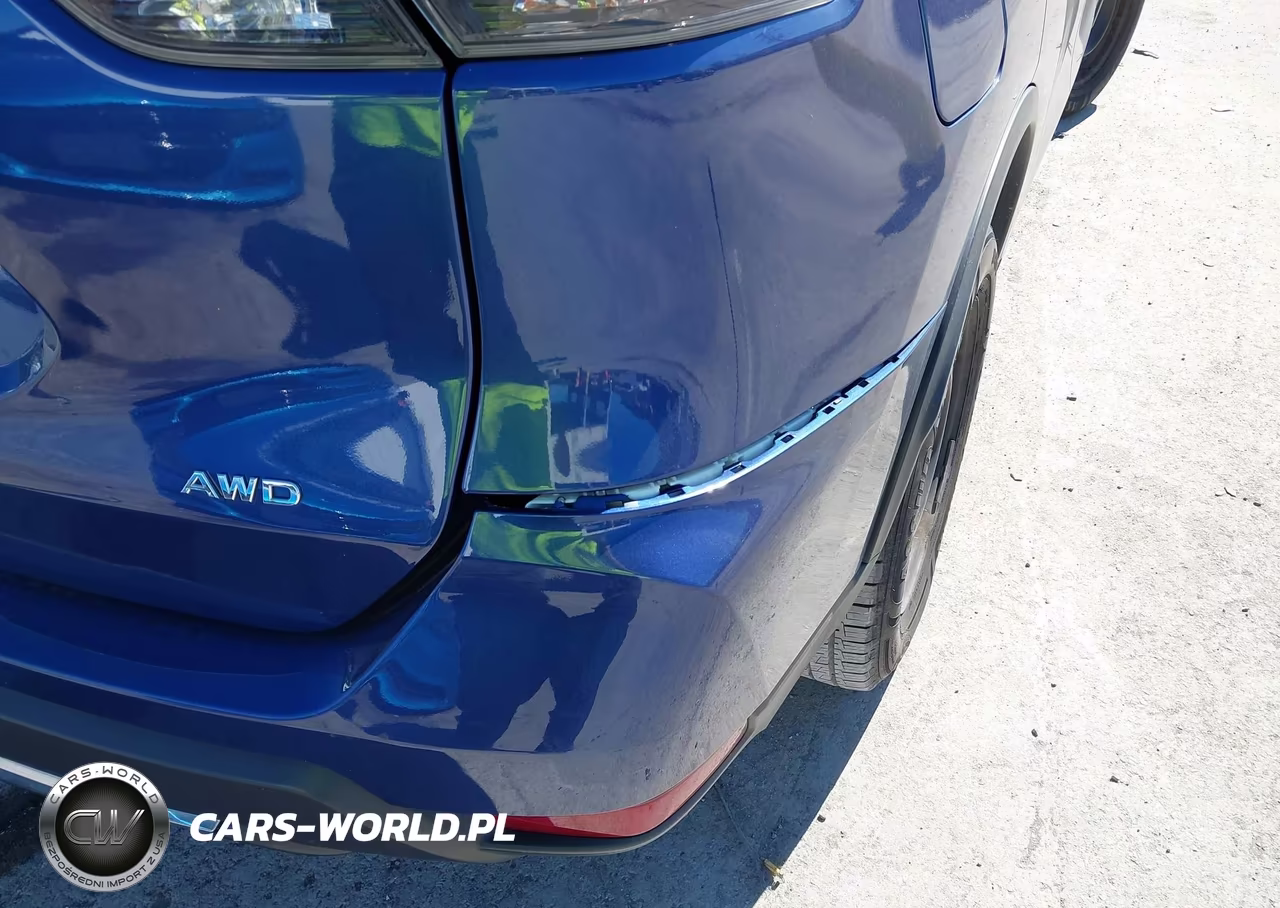 2018 Nissan Rogue S VIN:KNMAT2MV7JP571054 - 6