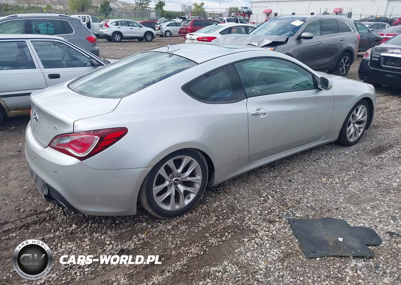 2013 Hyundai Genesis Coupe 3.8L VIN:KMHHU6KJXDU107938 - 4