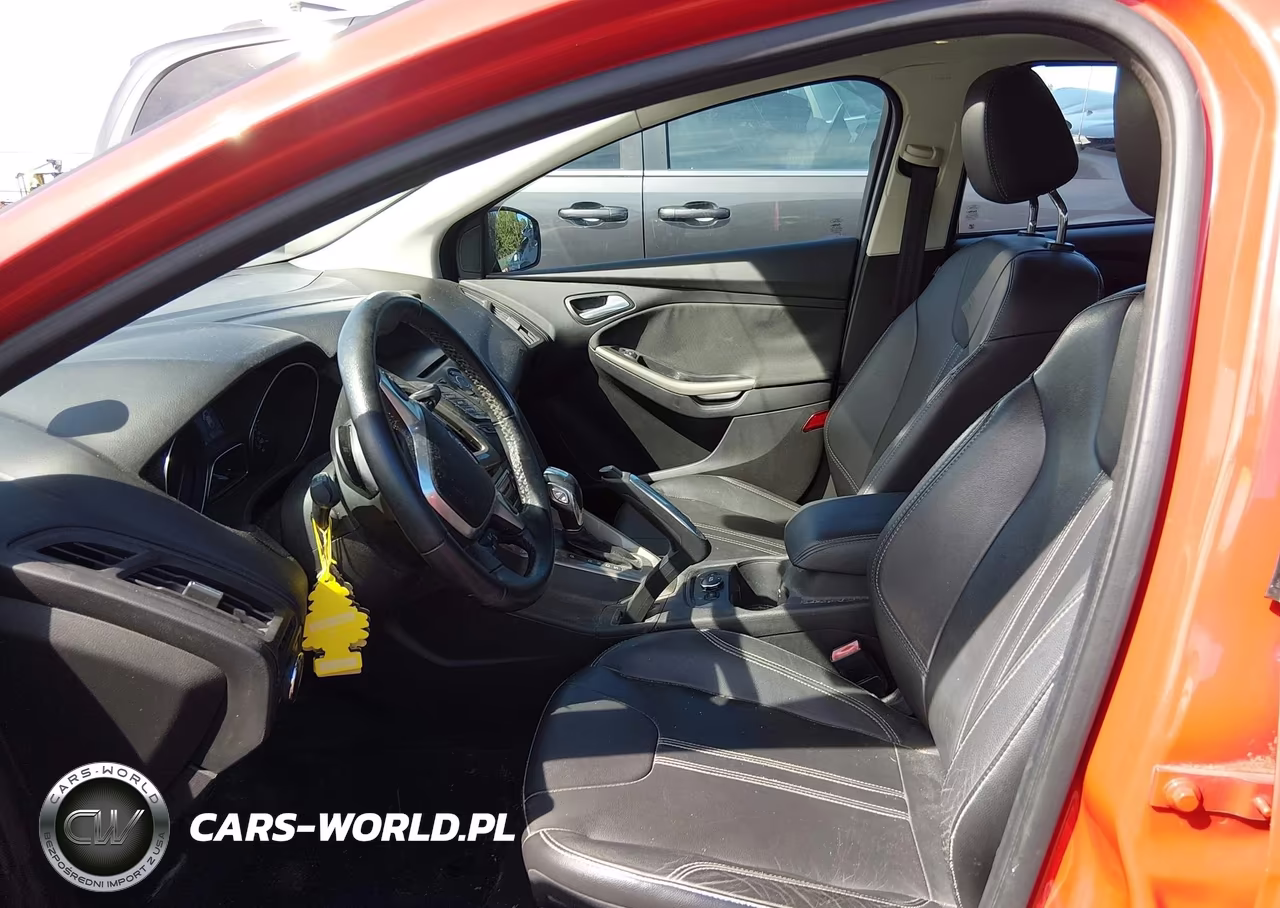2012 Ford Focus Sel VIN:1FAHP3H27CL230584 - 5