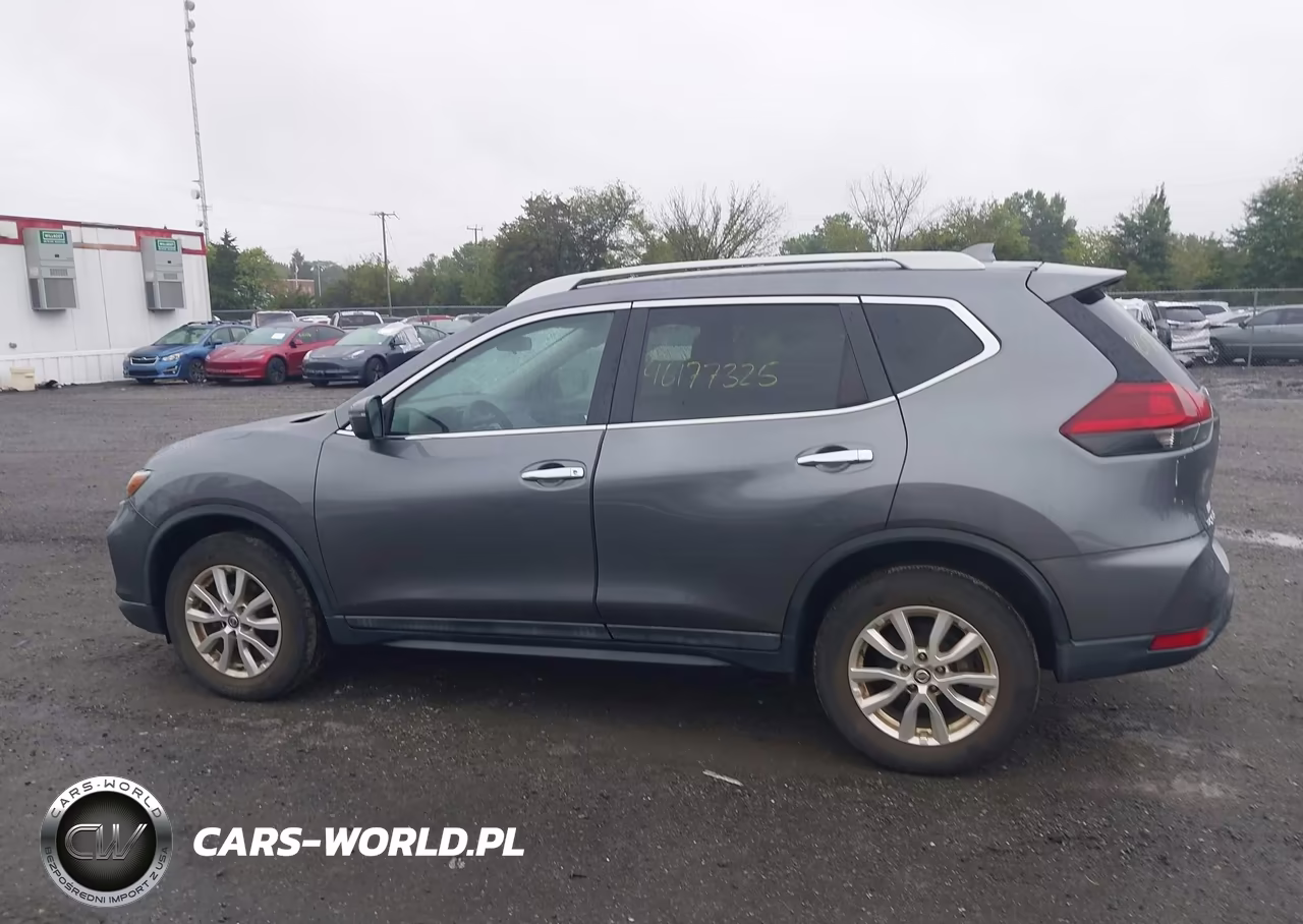 2019 Nissan Rogue S VIN:5N1AT2MV5KC786369 - 14