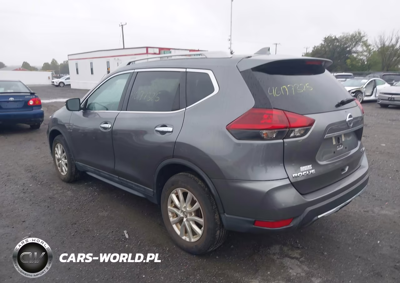 2019 Nissan Rogue S VIN:5N1AT2MV5KC786369 - 3