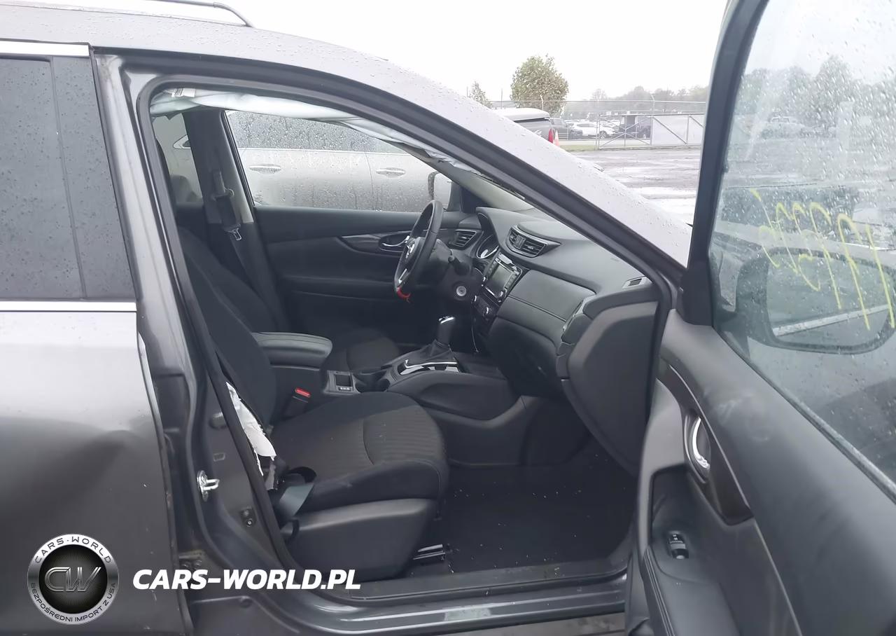 2019 Nissan Rogue S VIN:5N1AT2MV5KC786369 - 5