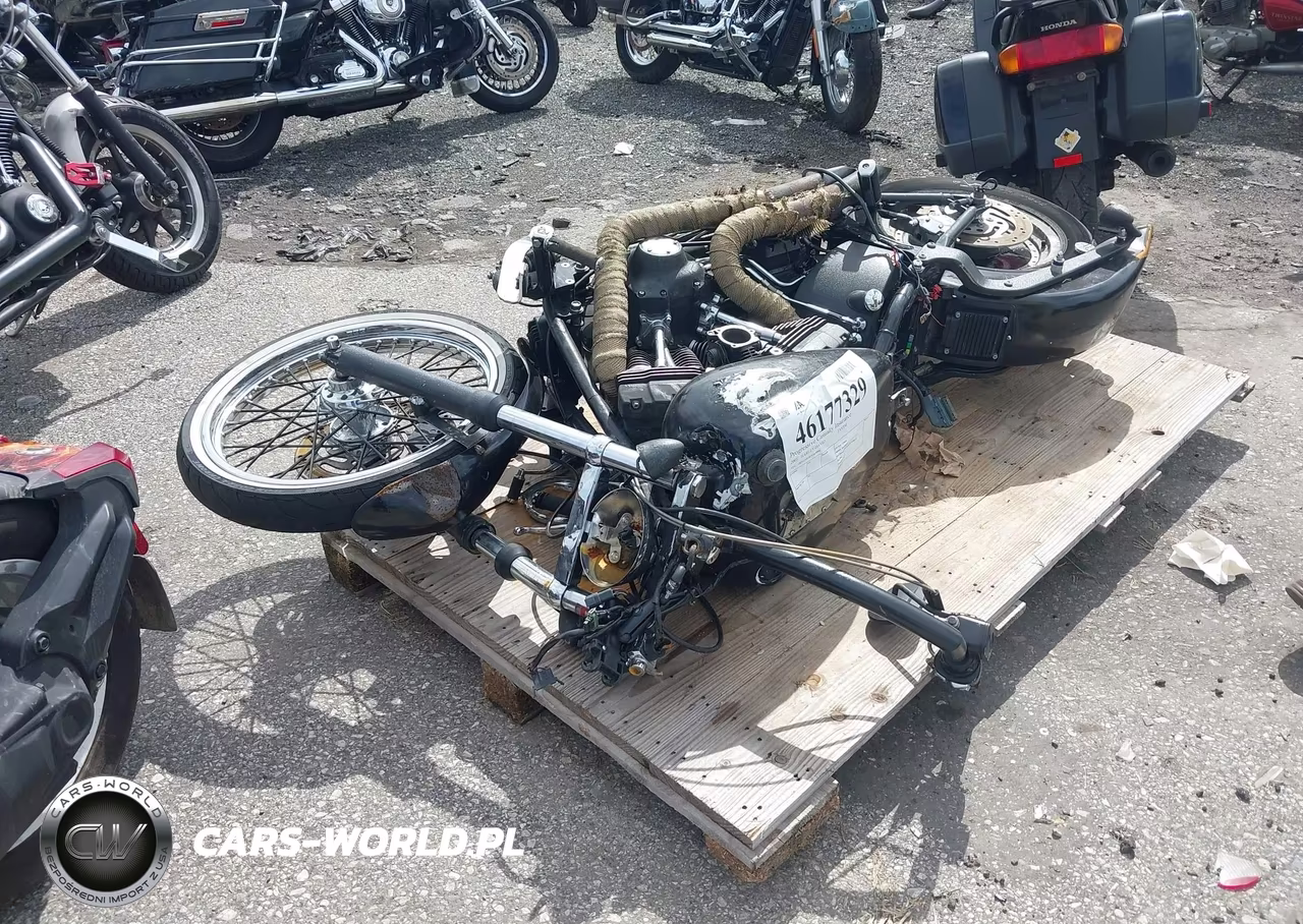 2005 Harley-Davidson Fxstbi – zdjęcie 1 z 12
