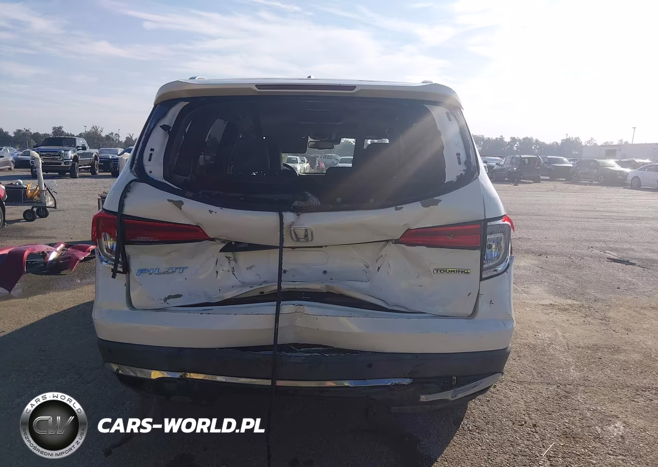 2017 Honda Pilot Touring VIN:5FNYF5H93HB046288 - 16