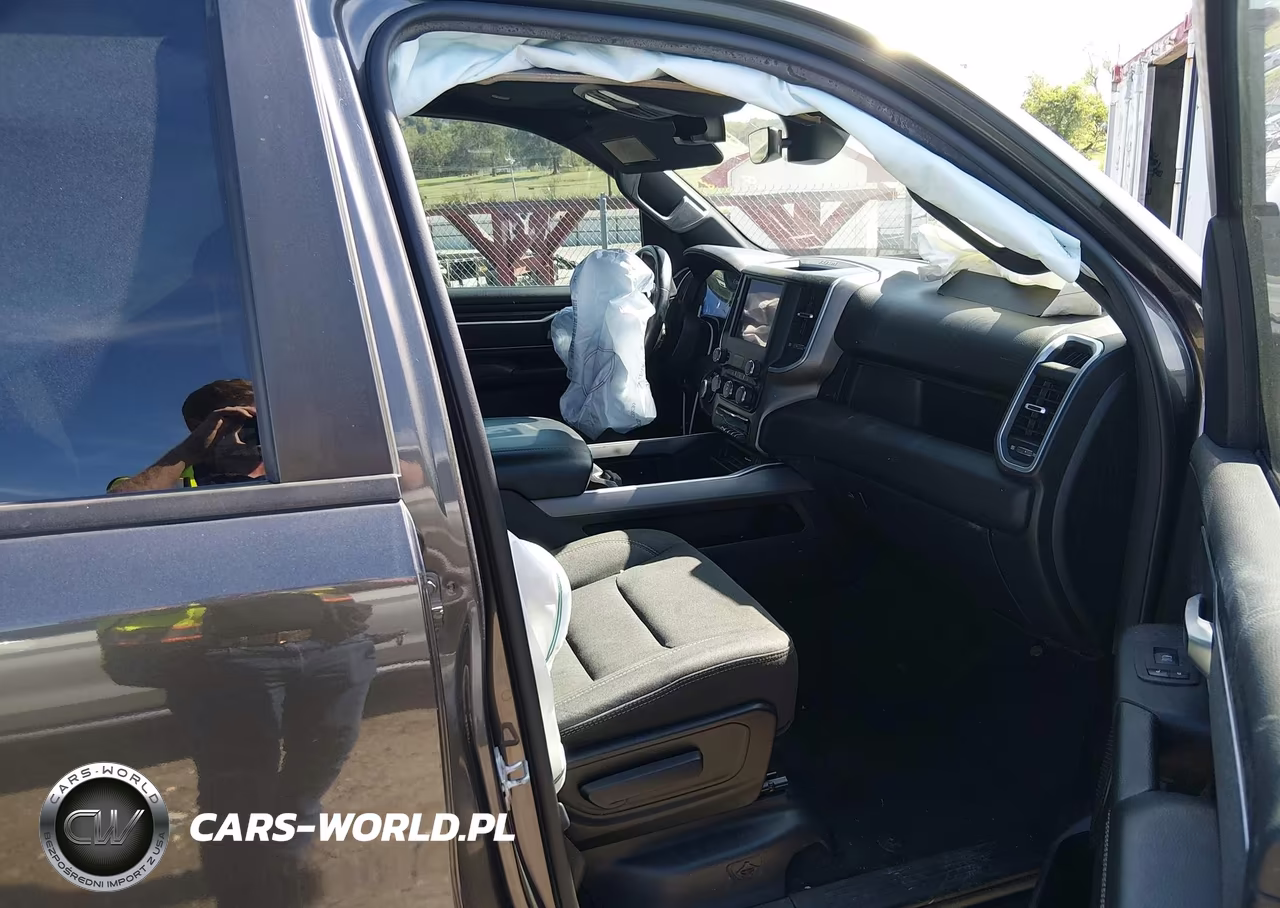 2021 Ram 1500 Big Horn VIN:1C6RREBT3MN767620 - 5