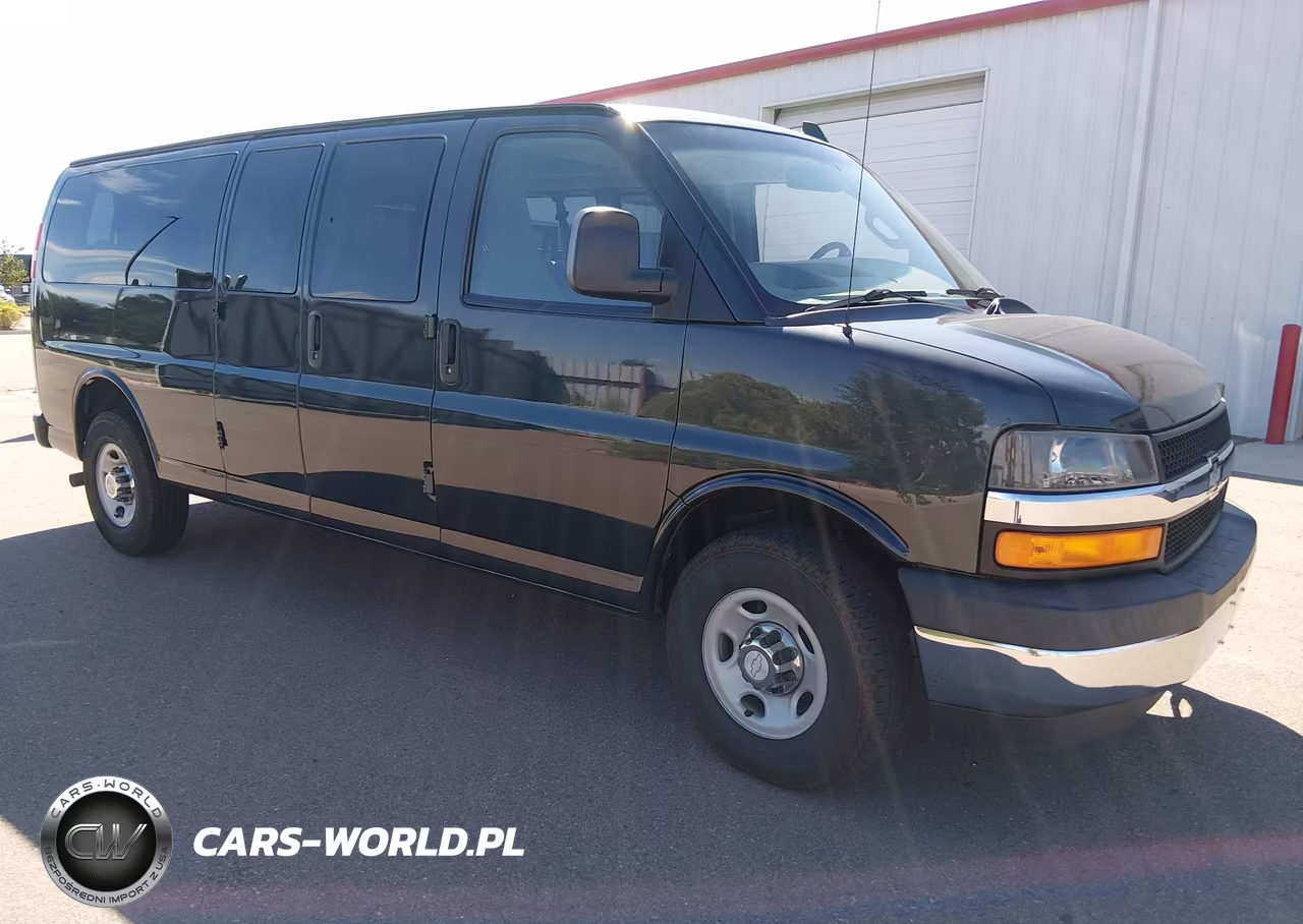 2017 Chevrolet Express 3500 Lt VIN:1GAZGPFG1H1268926 - 1