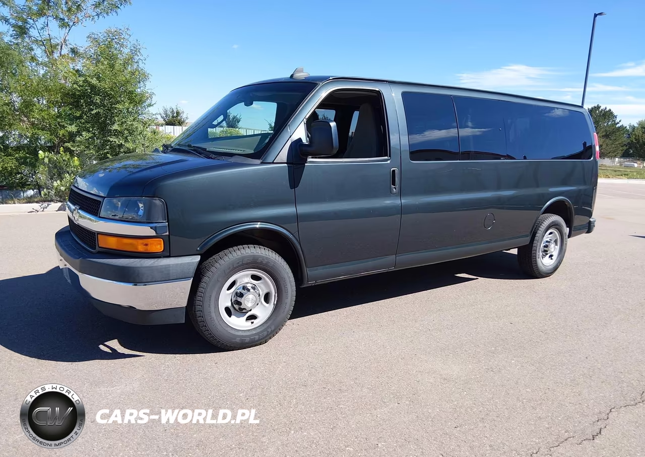 2017 Chevrolet Express 3500 Lt VIN:1GAZGPFG1H1268926 - 2