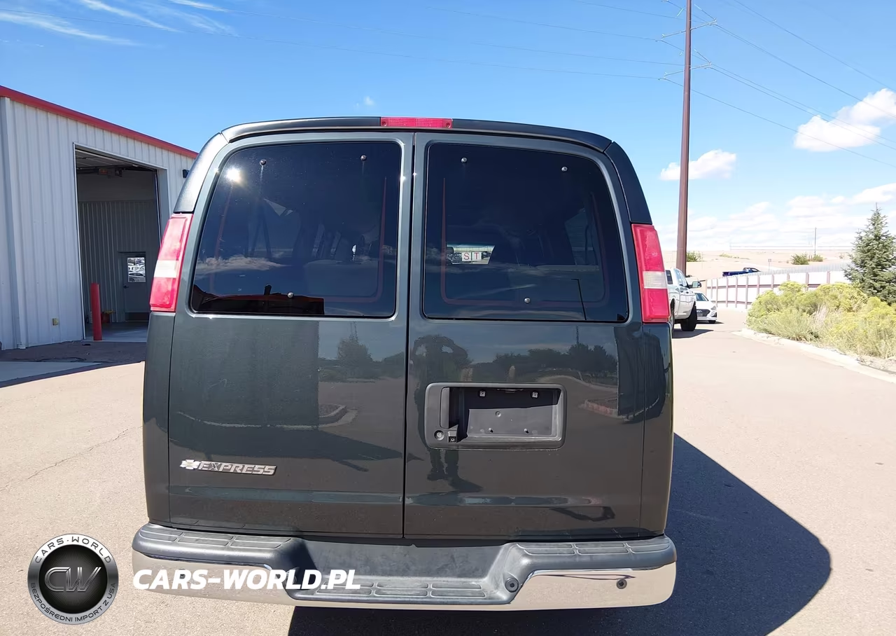 2017 Chevrolet Express 3500 Lt VIN:1GAZGPFG1H1268926 - 21