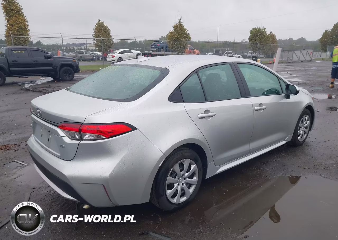 2020 Toyota Corolla Le VIN:5YFEPRAE6LP055434 - 4