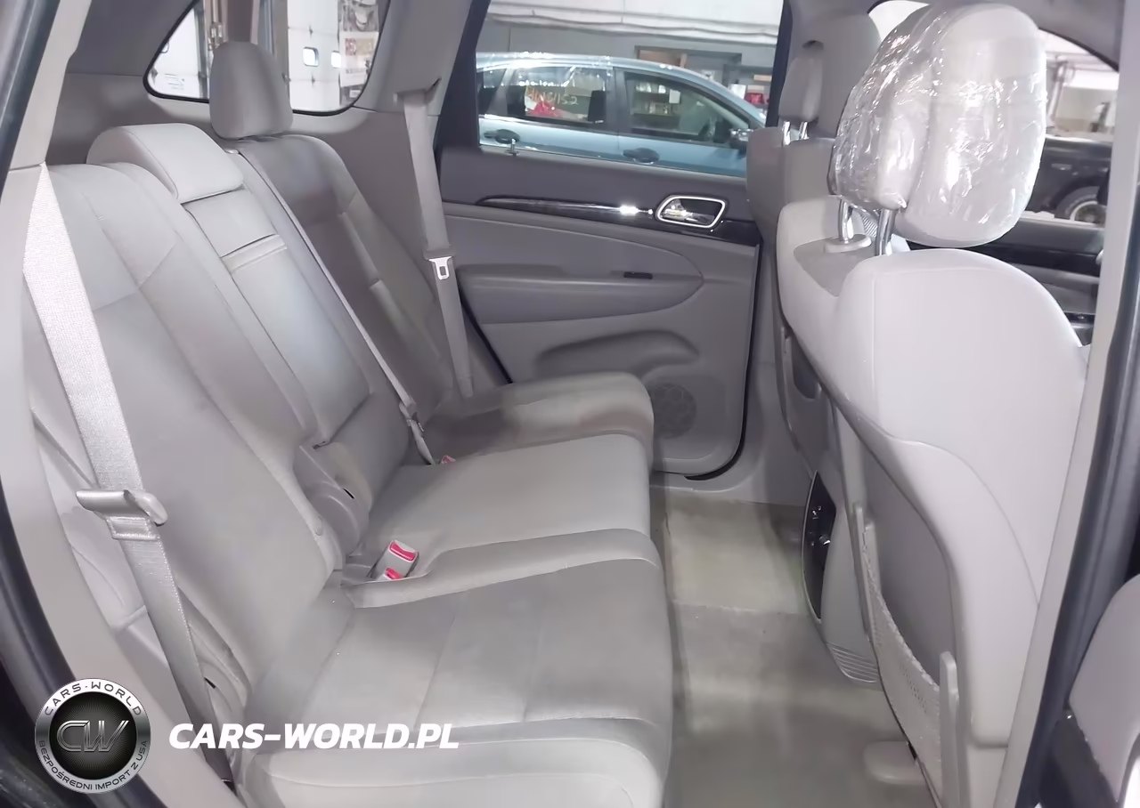 2011 Jeep Grand Cherokee Laredo VIN:1J4RR4GG3BC504478 - 8