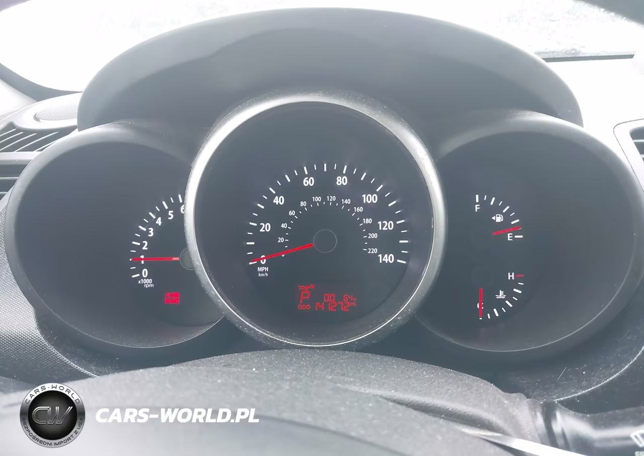 2012 Kia Soul + VIN:KNDJT2A61C7419660 - 7