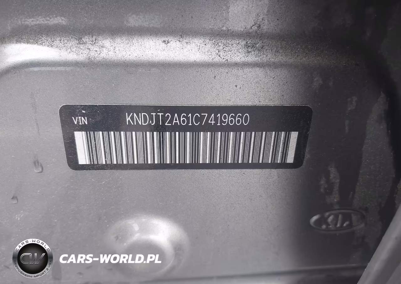 2012 Kia Soul + VIN:KNDJT2A61C7419660 - 9