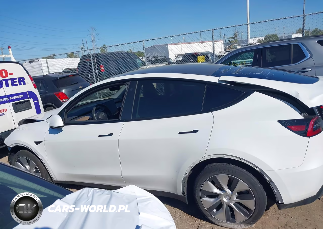 2023 Tesla Model Y Awd-Long Range Dual Motor All-Wheel Drive VIN:7SAYGDEE2PF767003 - 15