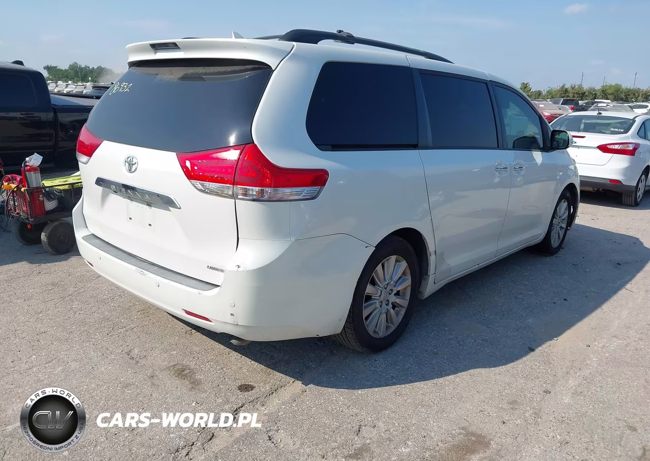 2014 Toyota Sienna Limited V6 7 Passenger VIN:5TDYK3DC3ES430208 - 4
