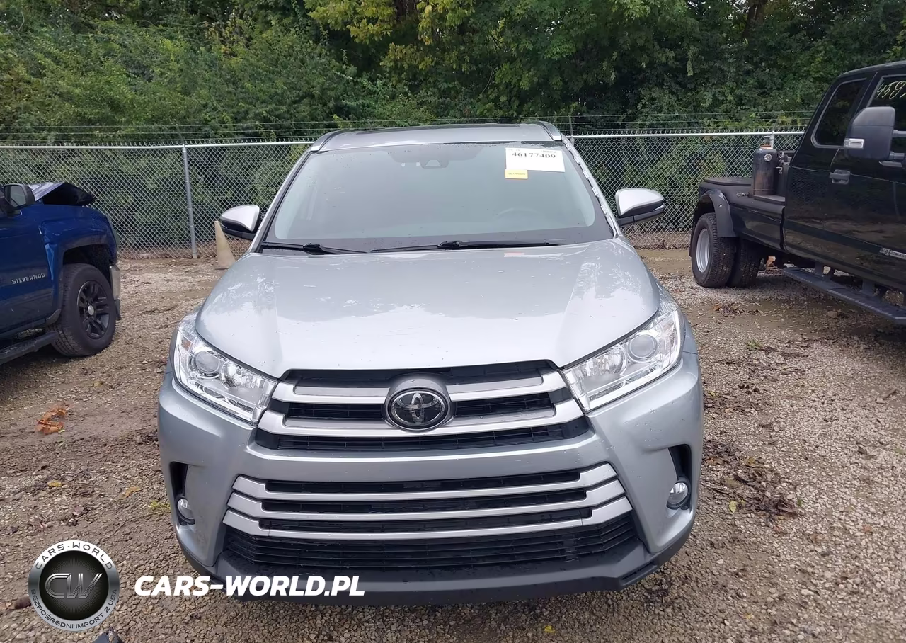 2019 Toyota Highlander Xle VIN:5TDJZRFH0KS563383 - 13