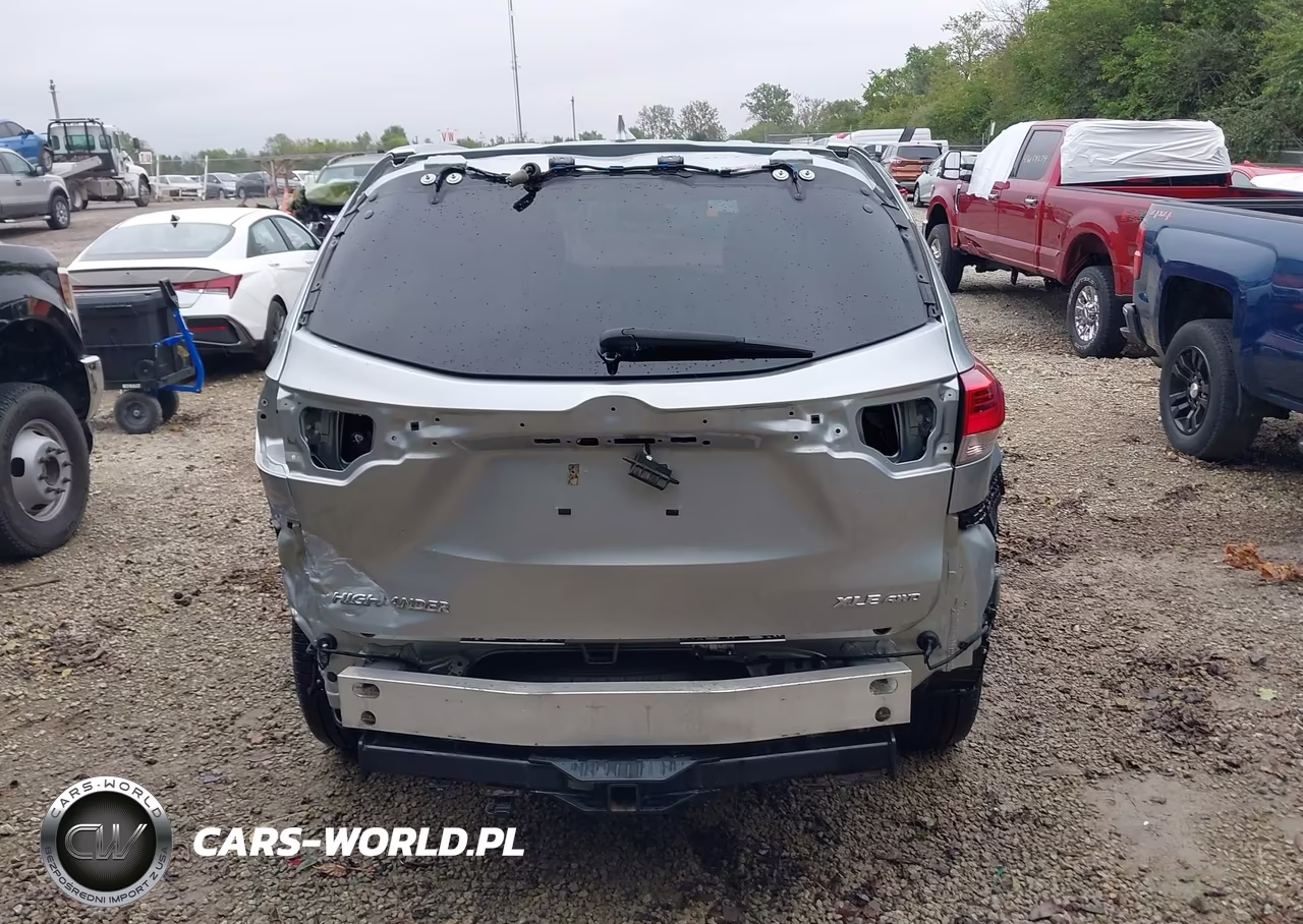 2019 Toyota Highlander Xle VIN:5TDJZRFH0KS563383 - 17