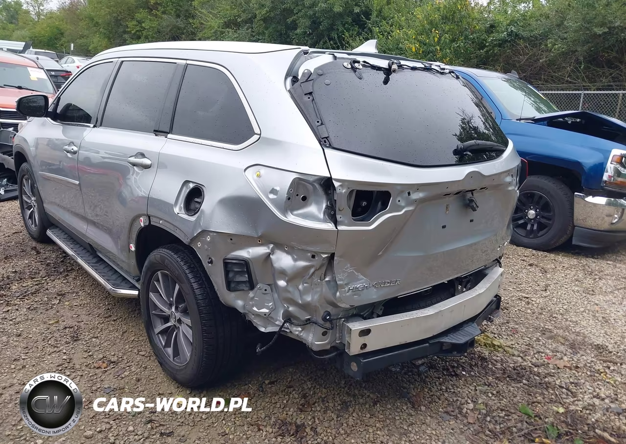 2019 Toyota Highlander Xle VIN:5TDJZRFH0KS563383 - 18