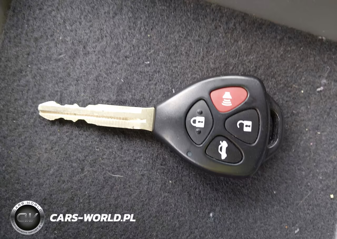 2007 Toyota Corolla Le VIN:1NXBR32E47Z773688 - 11