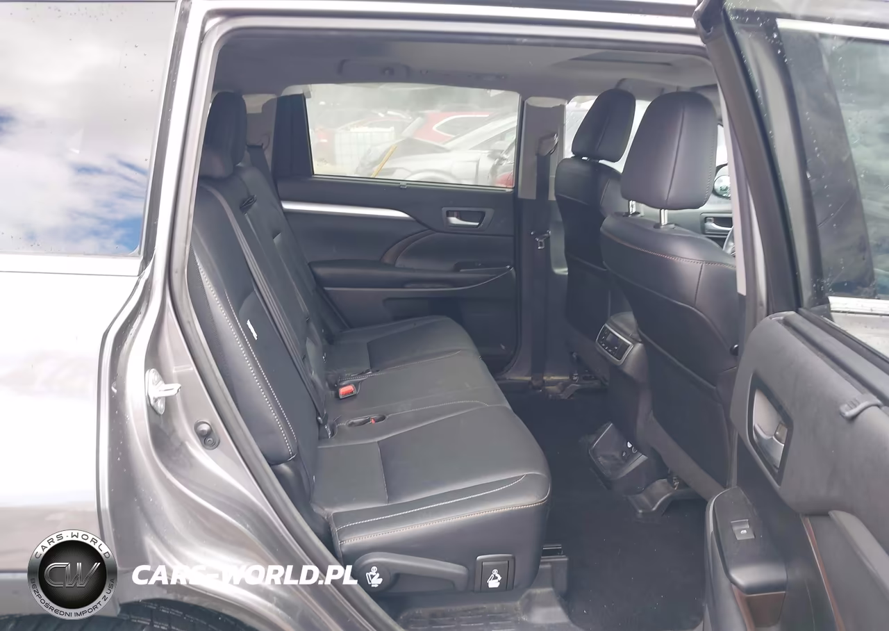 2015 Toyota Highlander Xle V6 VIN:5TDJKRFH7FS117452 - 8