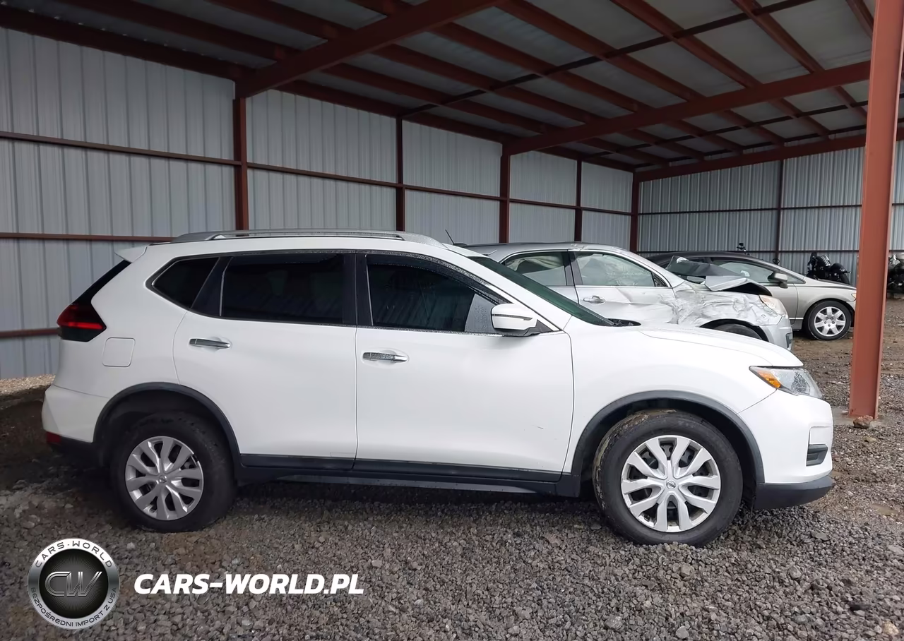 2017 Nissan Rogue S VIN:KNMAT2MV7HP589564 - 13