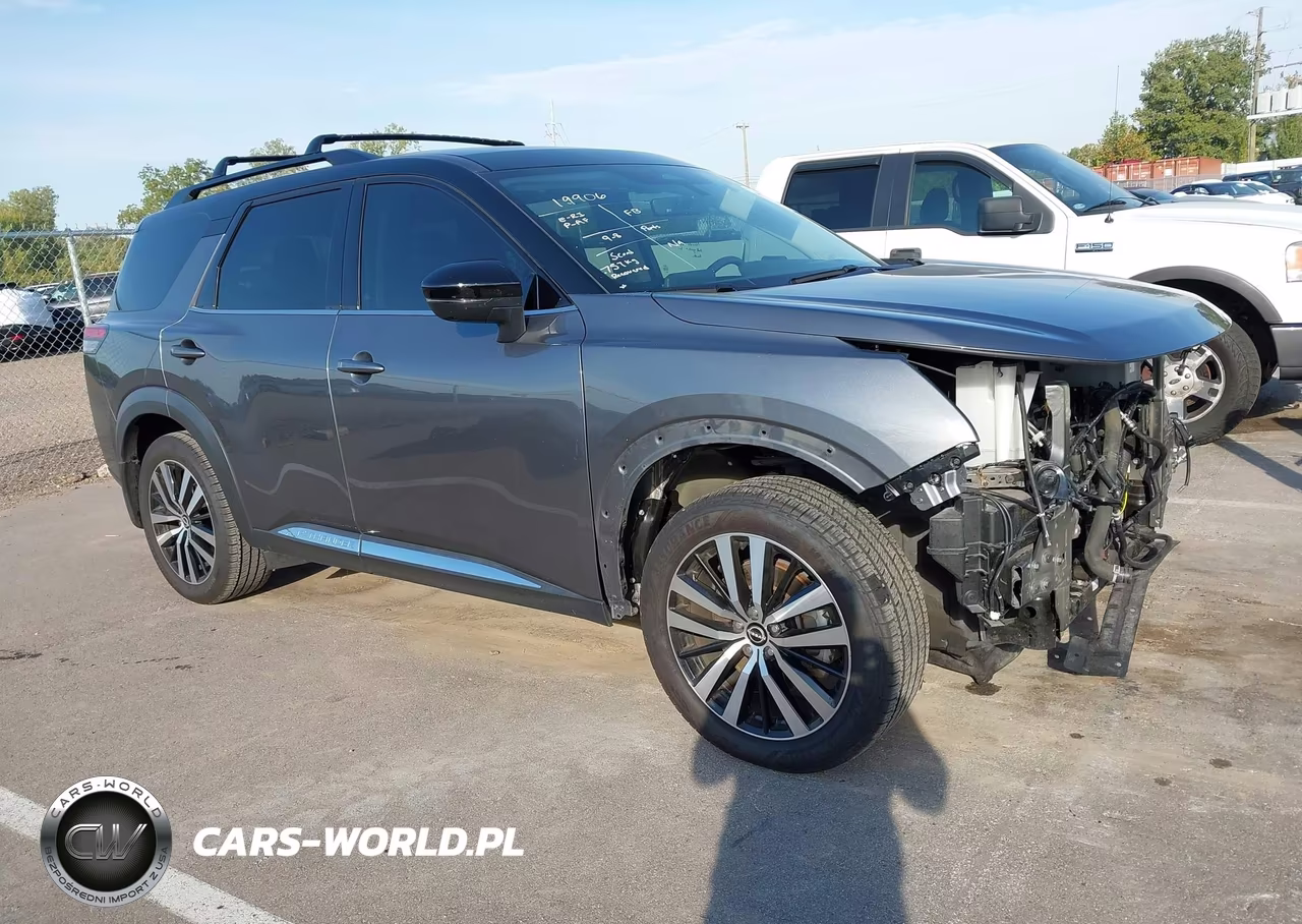 2023 Nissan Pathfinder Platinum Fwd