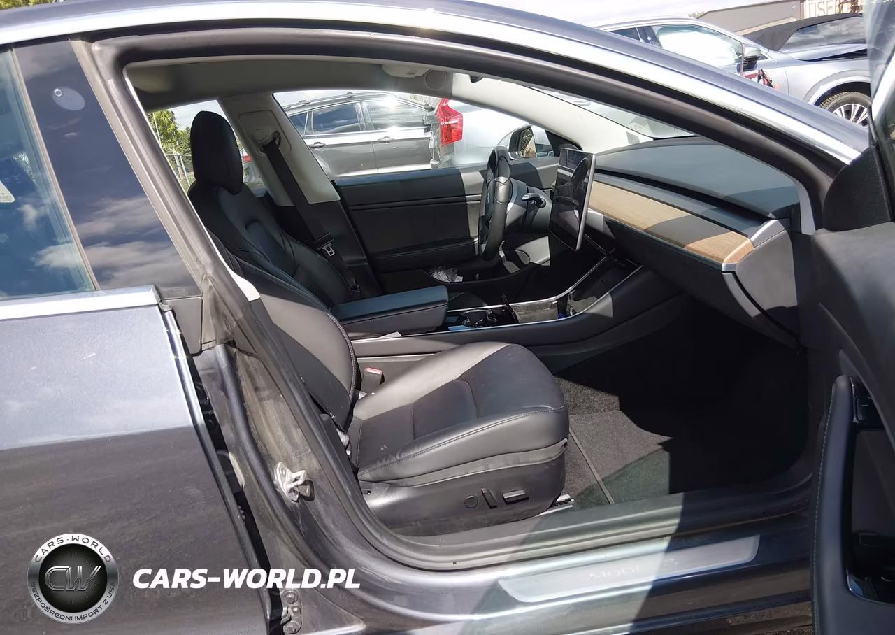 2020 Tesla Model 3 Long Range Dual Motor All-Wheel Drive VIN:5YJ3E1EB9LF666424 - 5
