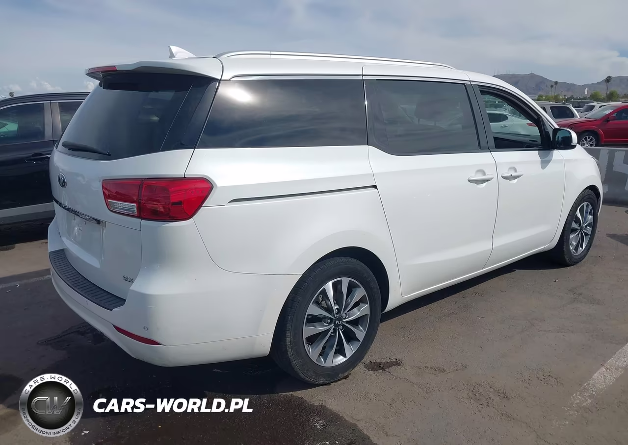 2015 Kia Sedona Sx VIN:KNDMC5C17F6032217 - 4