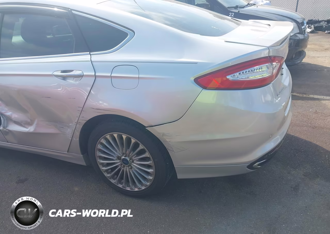 2015 Ford Fusion Titanium VIN:3FA6P0K92FR137859 - 12