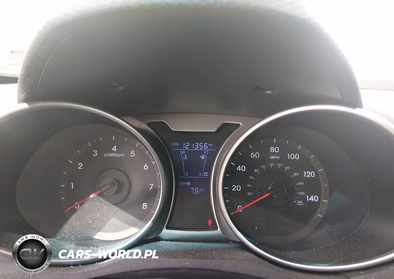 2012 Hyundai Veloster Base W-Black VIN:KMHTC6AD3CU041966 - 7