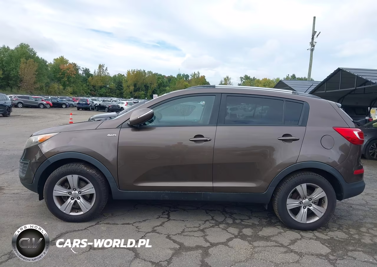 2011 Kia Sportage Lx VIN:KNDPBCA24B7012768 - 14