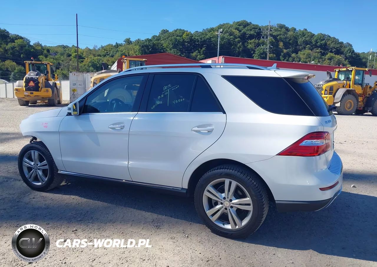 2015 Mercedes-Benz Ml 350 4Matic VIN:4JGDA5HBXFA459455 - 14