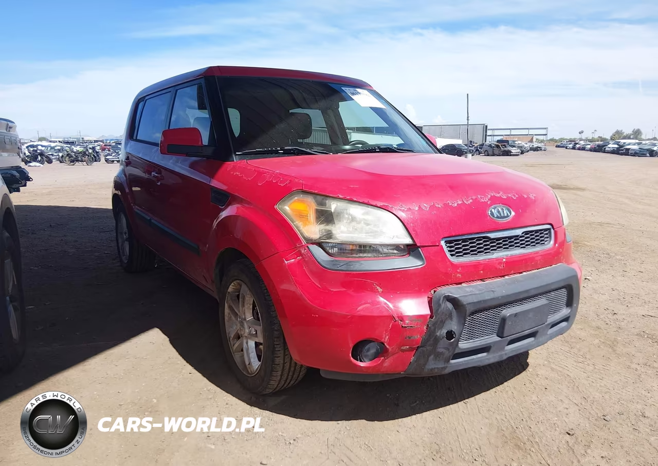 2011 Kia Soul +