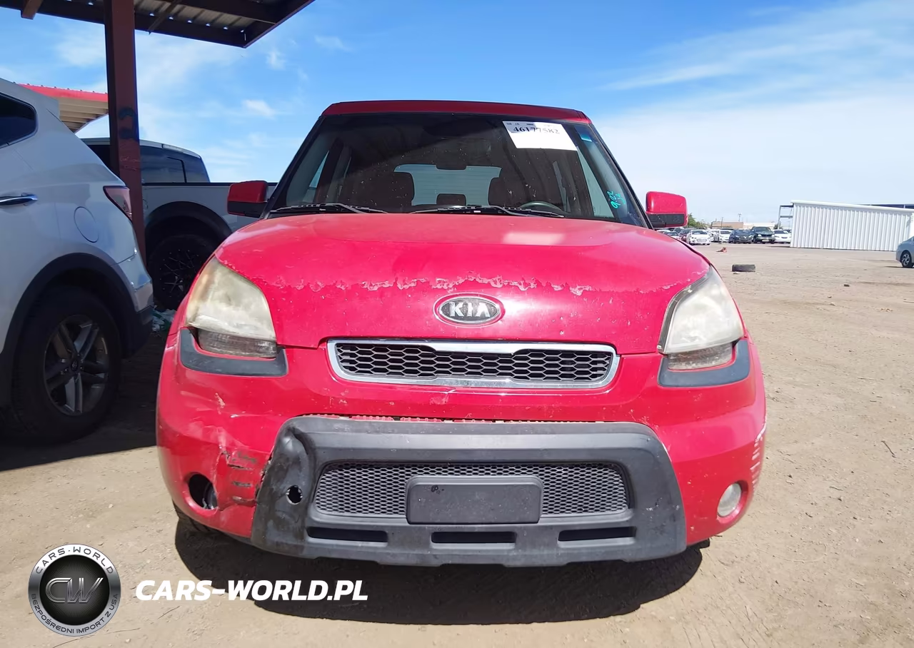 2011 Kia Soul + VIN:KNDJT2A26B7299530 - 12