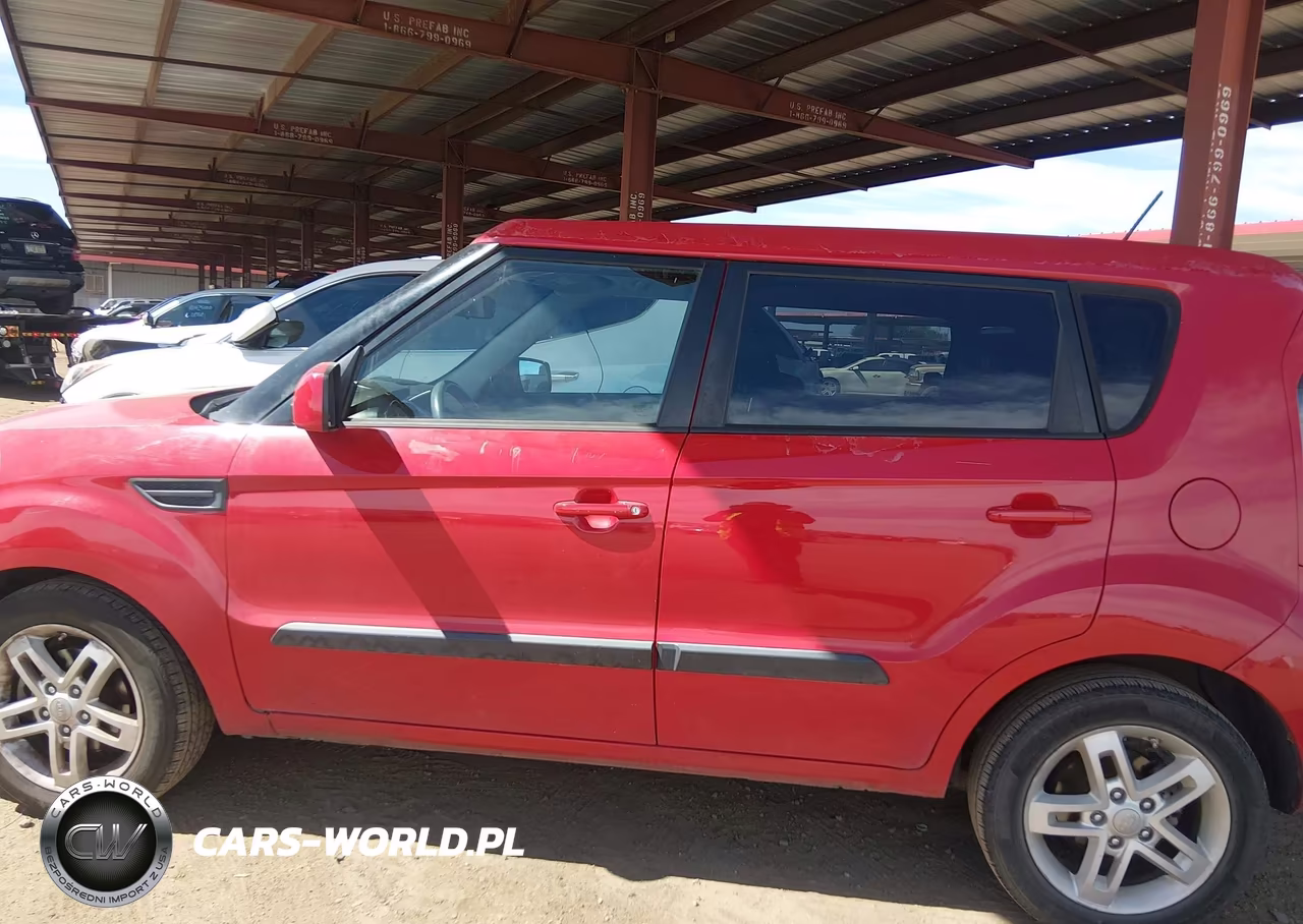2011 Kia Soul + VIN:KNDJT2A26B7299530 - 14