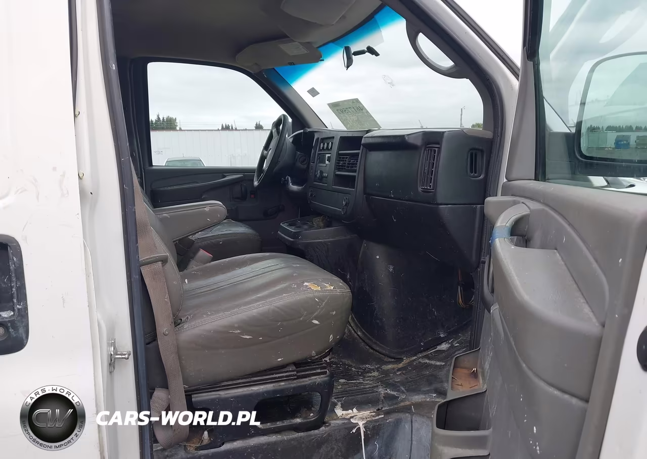 2012 GMC Savana 3500 Work Van VIN:1GTZ7UBA4C1146321 - 5