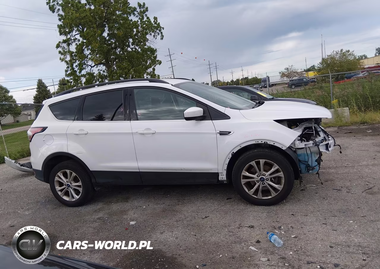 2018 Ford Escape Se VIN:1FMCU9GD5JUC75397 - 13