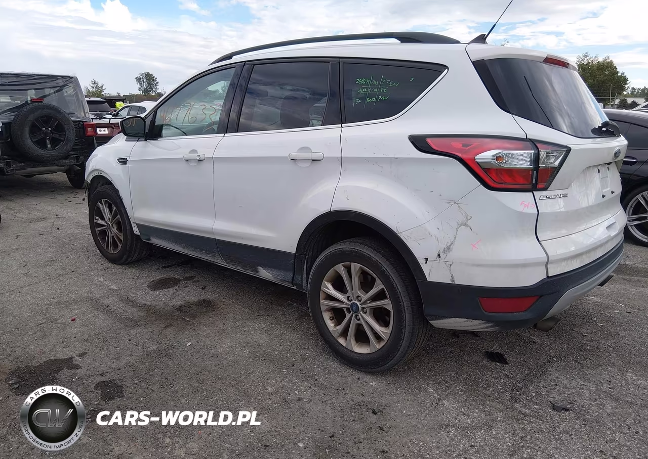 2018 Ford Escape Se VIN:1FMCU9GD5JUC75397 - 3