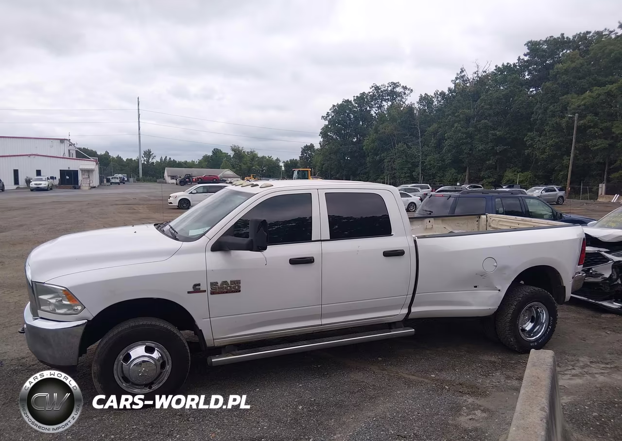 2017 Ram 3500 Tradesman 4X4 8' Box VIN:3C63RRGL6HG673364 - 14