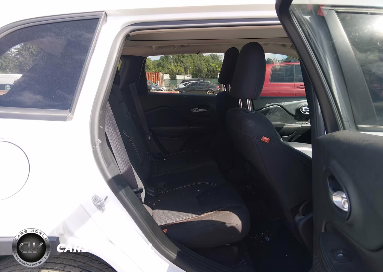 2016 Jeep Cherokee 75Th Anniversary VIN:1C4PJMCS3GW277099 - 8
